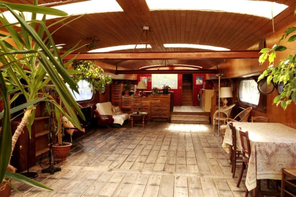 Belle Peniche Romantique A Paris Boulogne-Billancourt Exteriör bild
